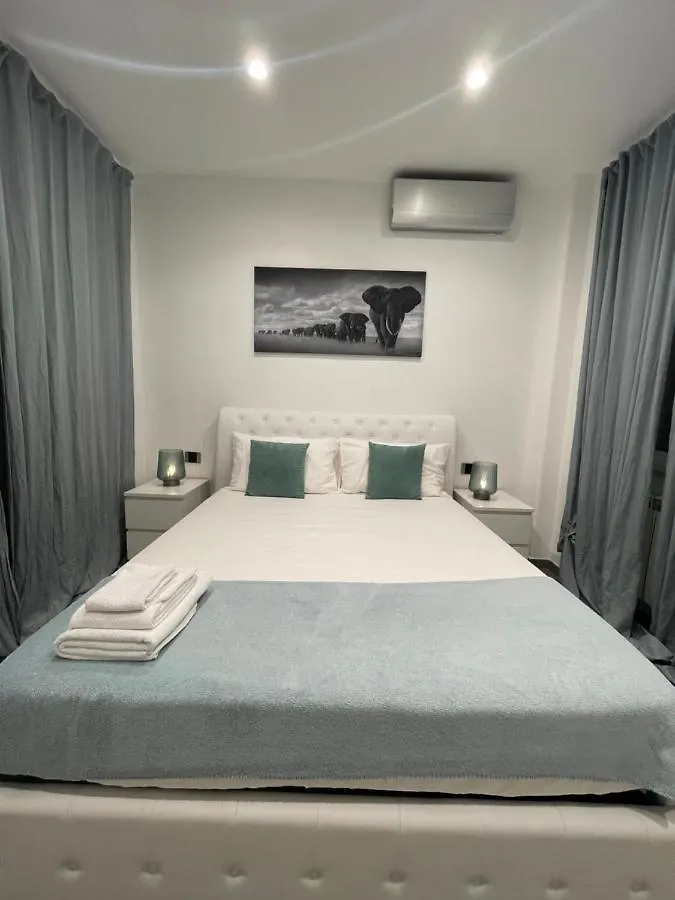 Napoli Modern Luxury Loft With Free Parking Lejlighed Italien