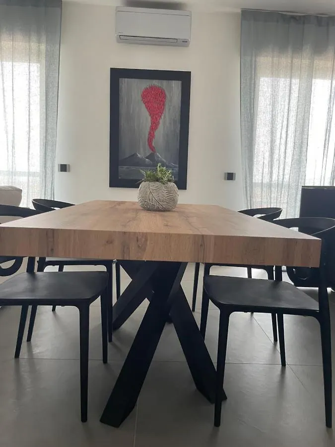 Napoli Modern Luxury Loft With Free Parking Apartment