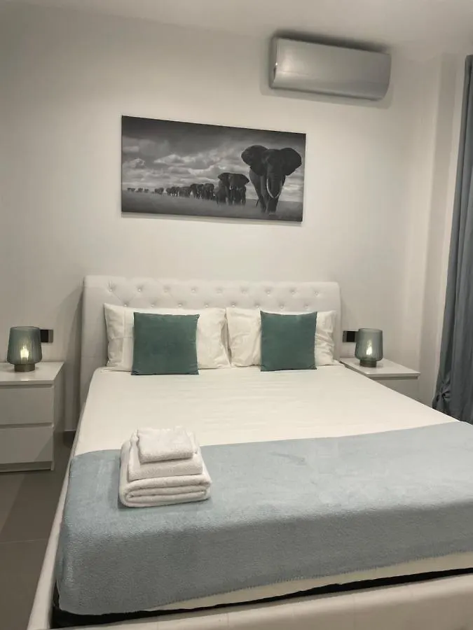 Napoli Modern Luxury Loft With Free Parking Apartment Italy