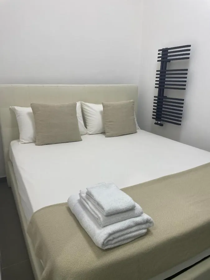 Napoli Modern Luxury Loft With Free Parking Apartment 0*, Naples